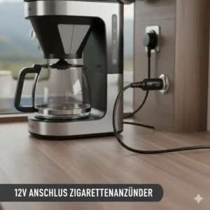 Detailansicht des 12V Steckers einer kleinen Filter Kaffeemaschine 12V für den Zigarettenanzünder.